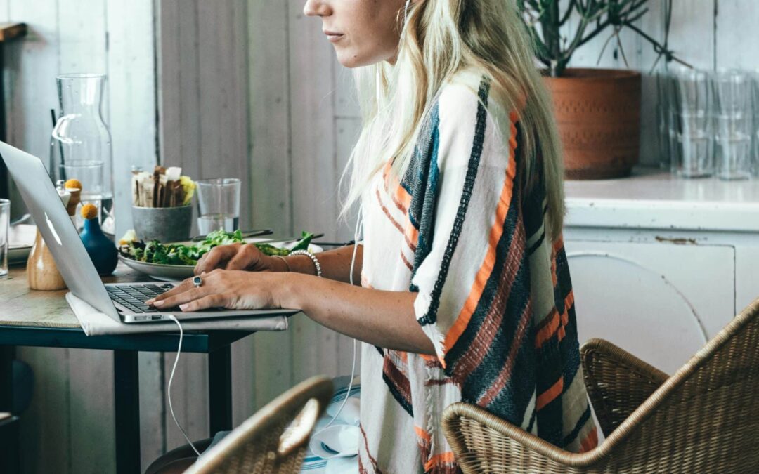 Ditching the Desk: Why People are Choosing the Freelance Life